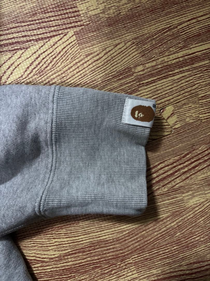 A BATHING APE シャークパーカー　グレー／パープル