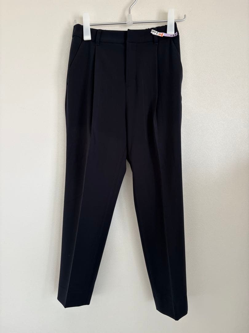 美品 INDIVI パンツスーツ 36 ネイビー ノーカラー