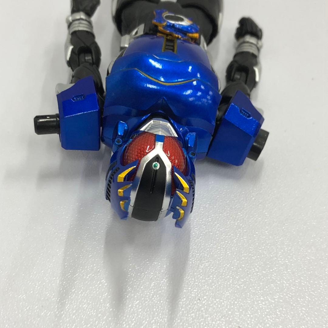 kntoy61-2140S.H.Figuarts 仮面ライダーガタック