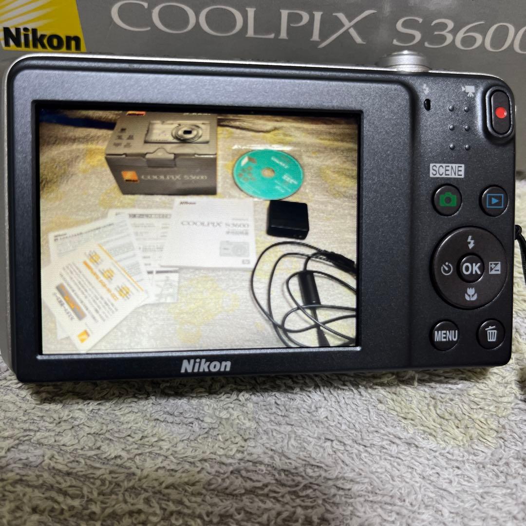 Nikon COOLPIX S3600 本体 シルバー