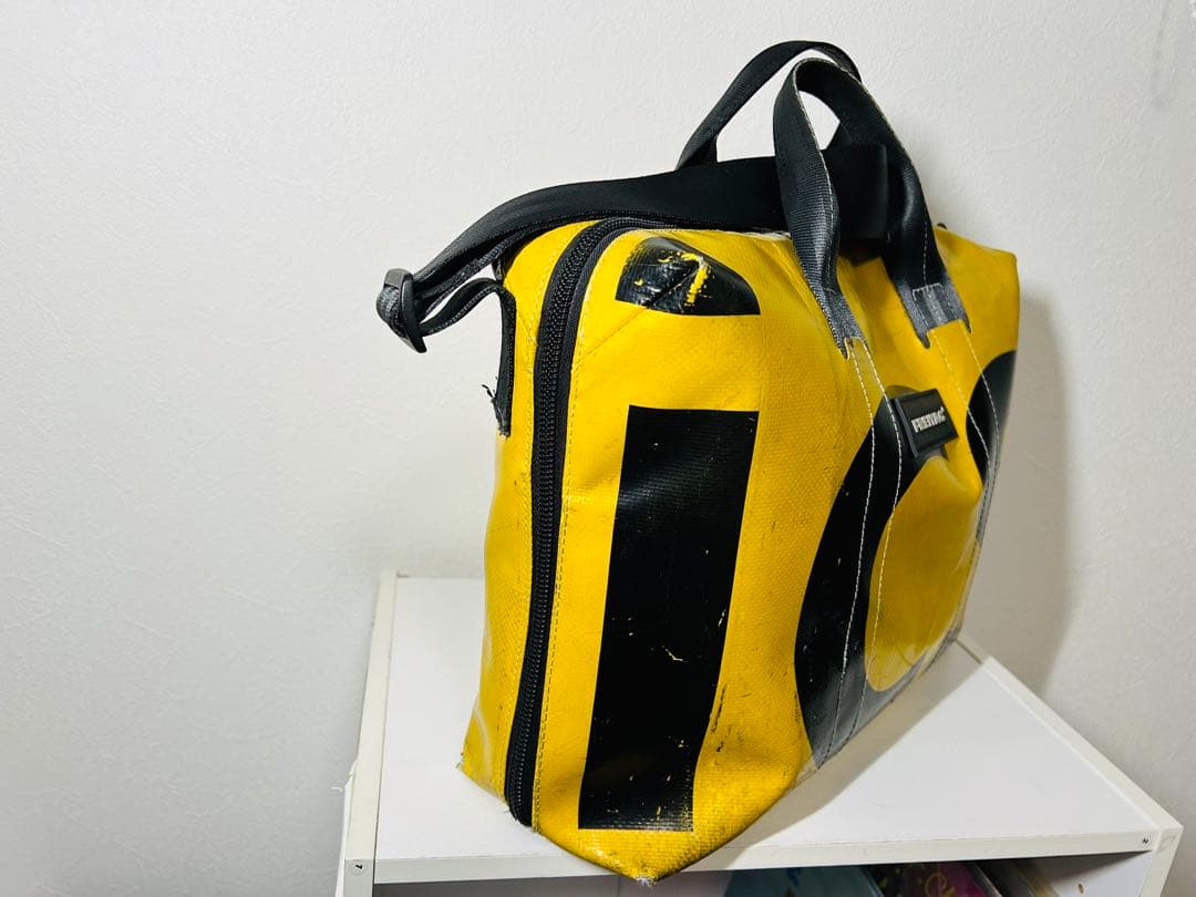 【最終値下げ】フライターグ　BEN F77 イエローブラック ショルダーバッグ