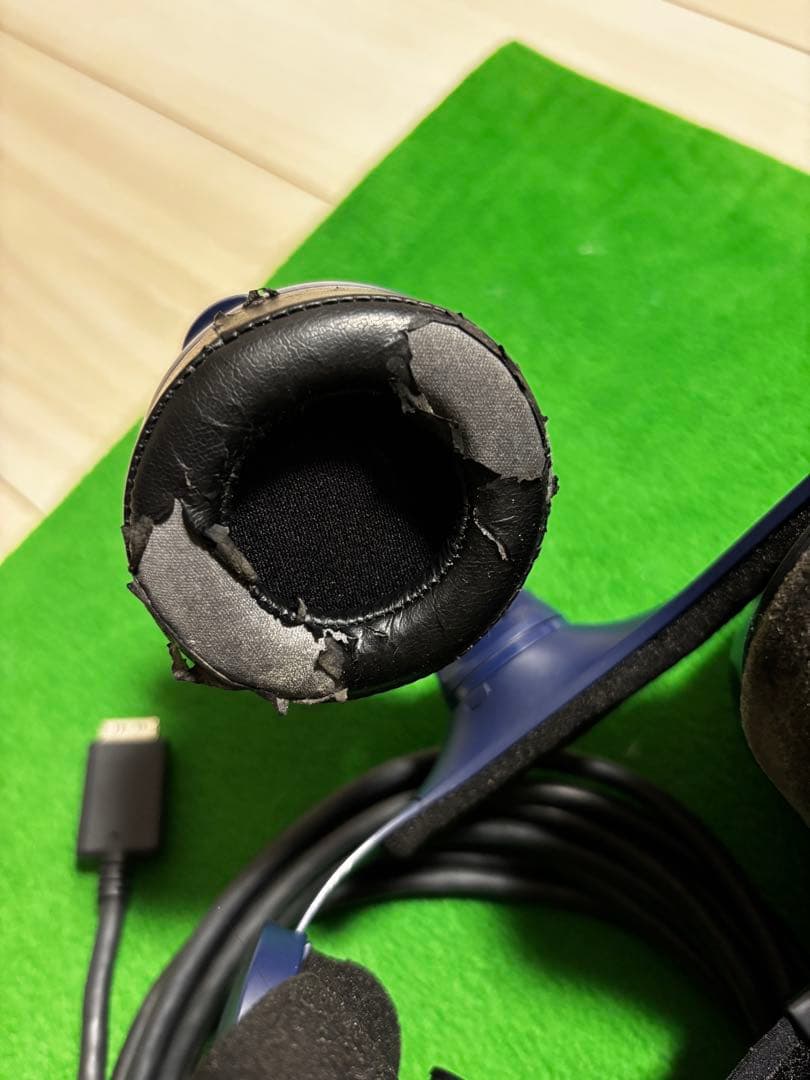 HTC Vive VRヘッドセットとコントローラーセット