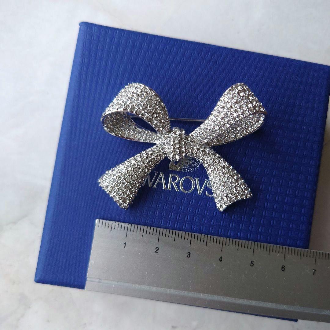 ちー　SWAROVSKI　スワロフスキー　ブローチ　リボン