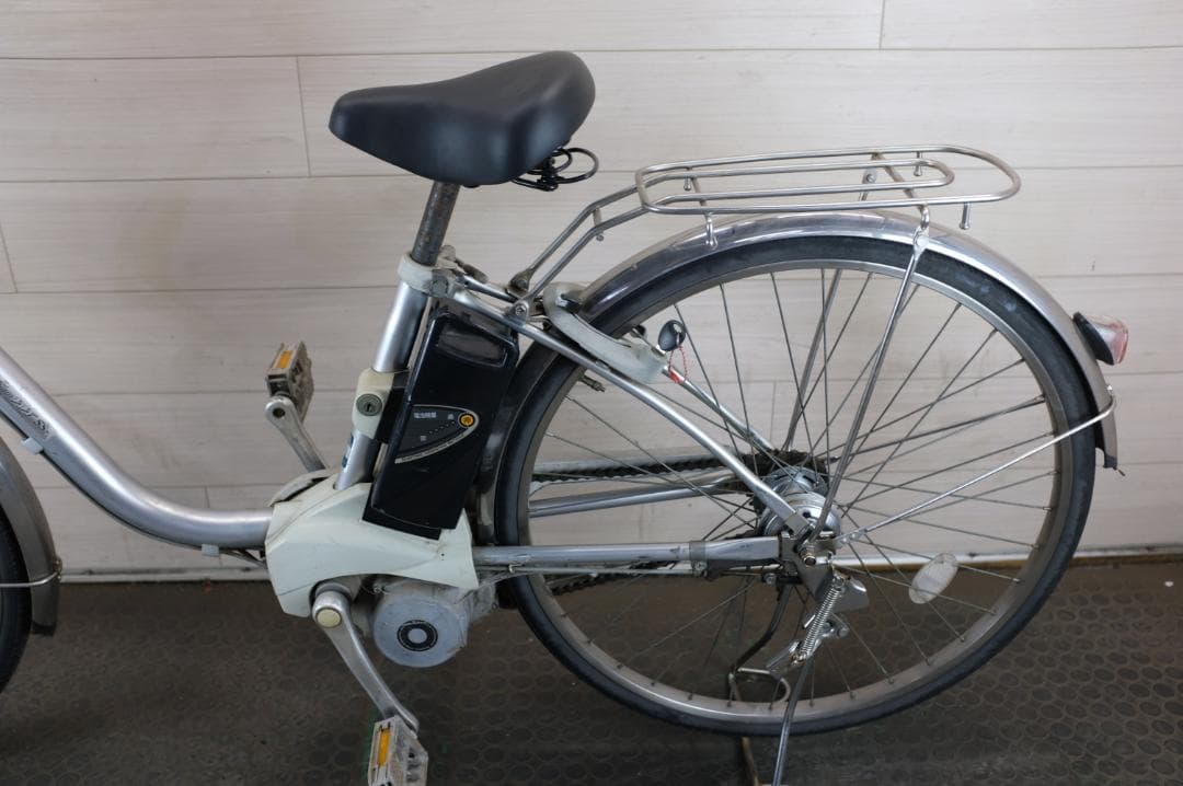 パナソニック 　26インチ　3段　16Ah（3点灯）充電器あり