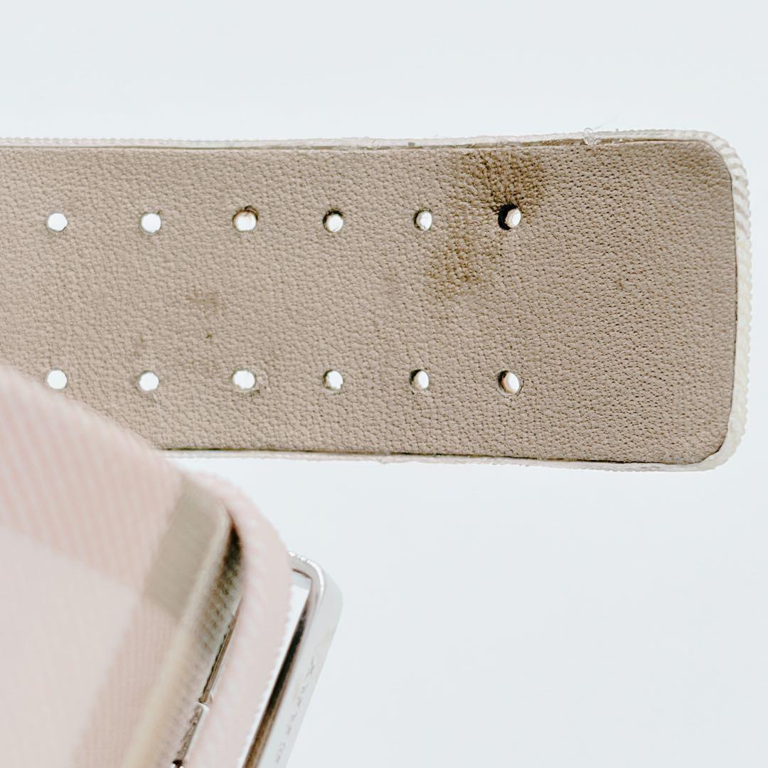 希少 バーバリー 腕時計 BU4010 チェック柄 ピンク×ブラウン 稼働品