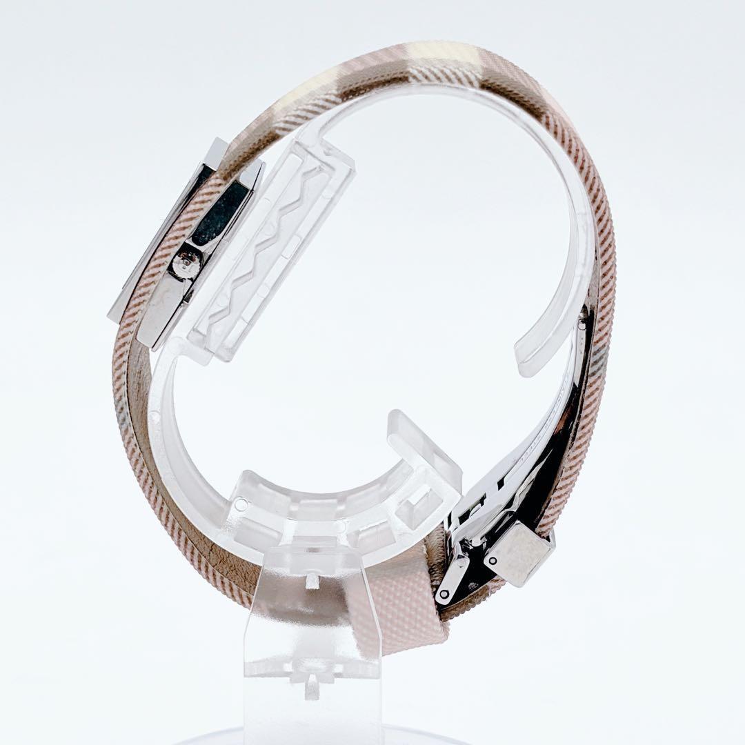 希少 バーバリー 腕時計 BU4010 チェック柄 ピンク×ブラウン 稼働品