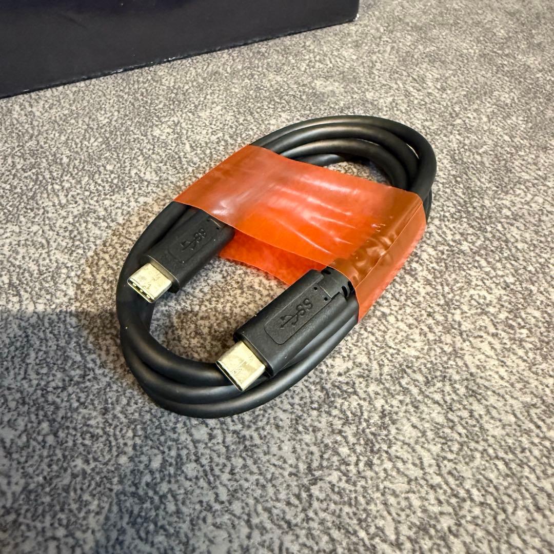 Canon EOS R デジタル一眼レフ 本体　バッテリー2個付き