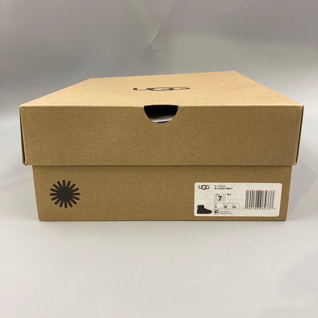 ☆新品未使用　UGG Classic Mini II 24センチ