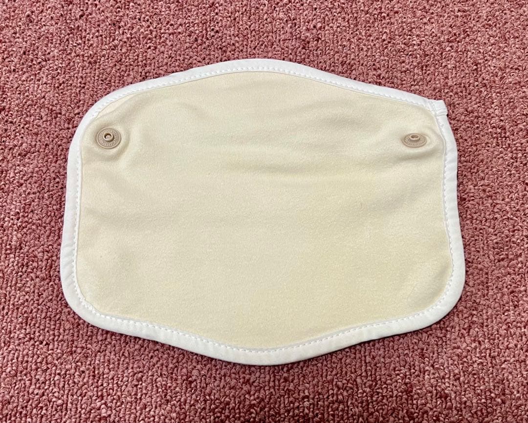 Miki House x POGNAE 抱っこ紐 combi Aprica