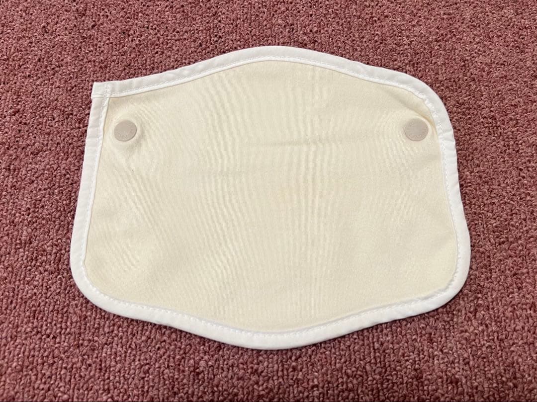 Miki House x POGNAE 抱っこ紐 combi Aprica