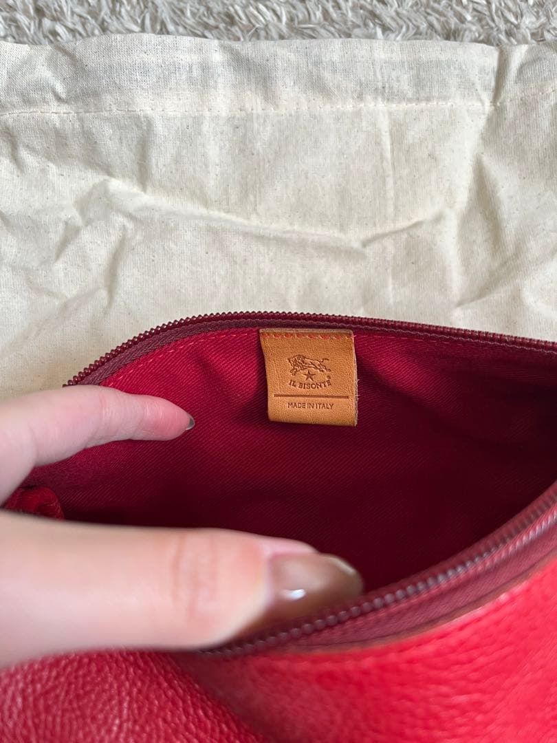 【新品未使用】IL BISONTE 筒型ポーチ