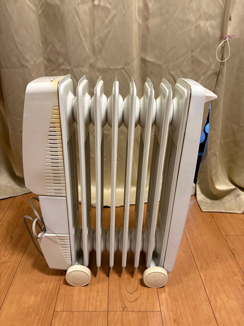 Electrolux オイルヒーター 縦型