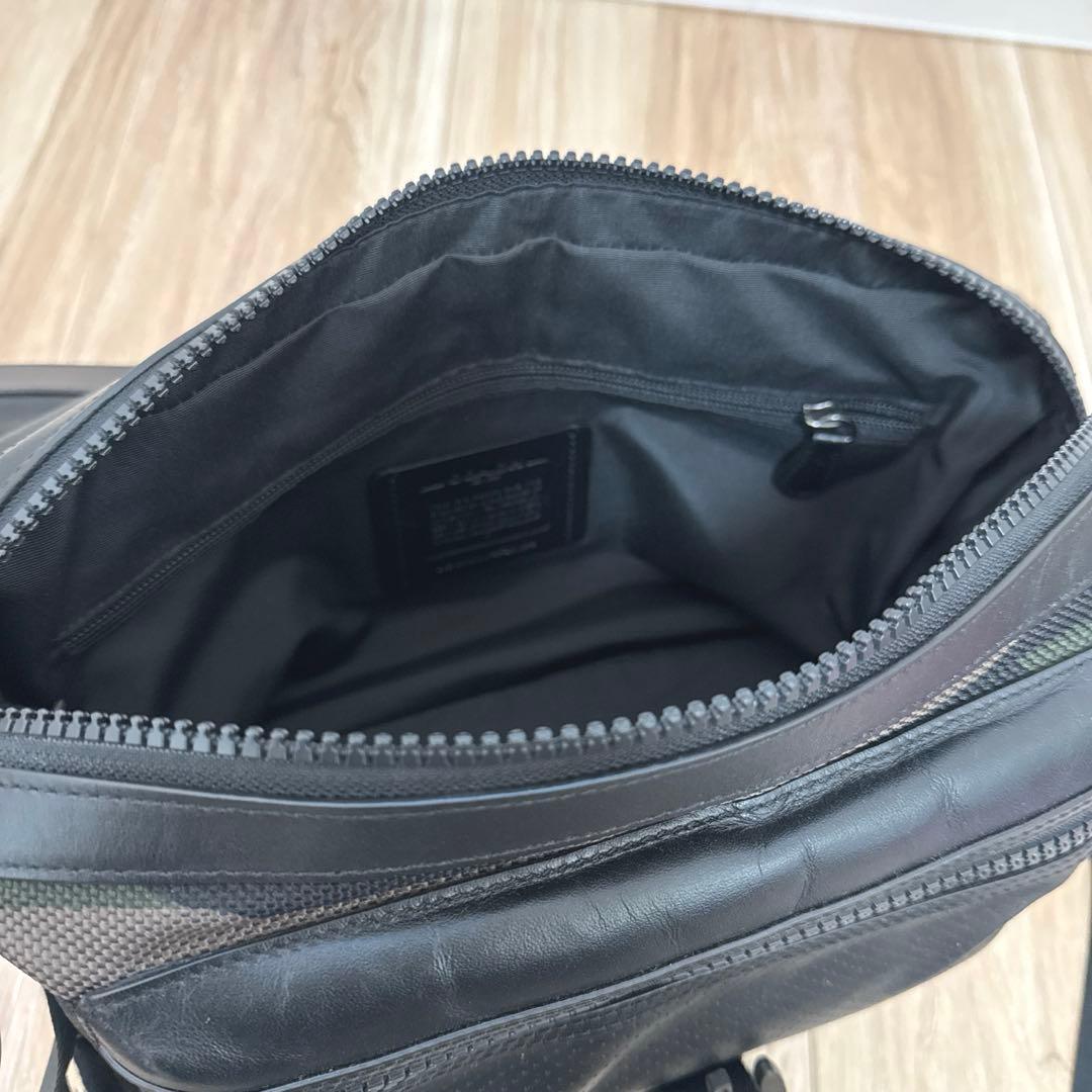 美品 コーチ COACH テレイン バイクバッグ ショルダーバッグ 迷彩柄