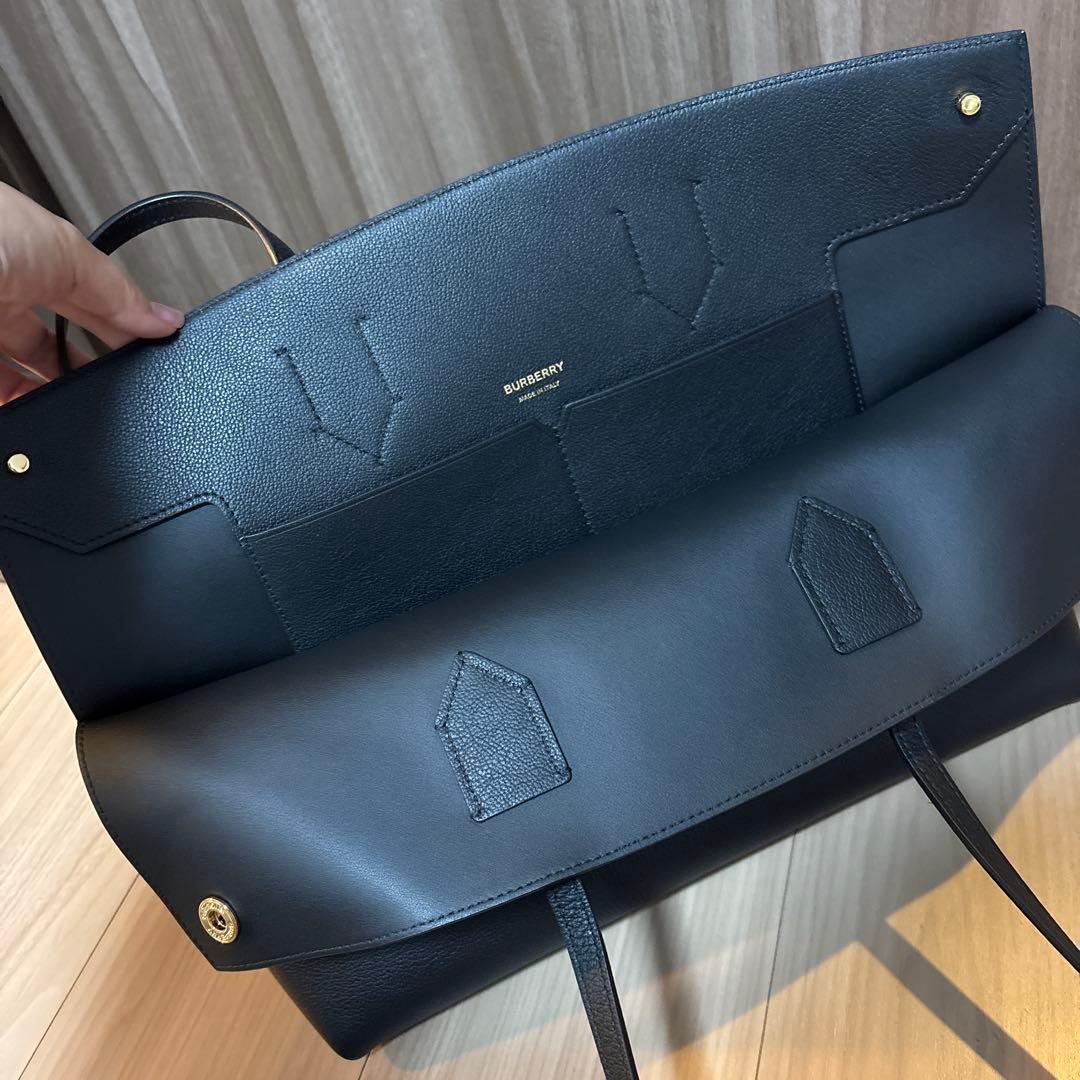 値下げ不可　Burberry バーバリー　ブラック　レザートートバッグ