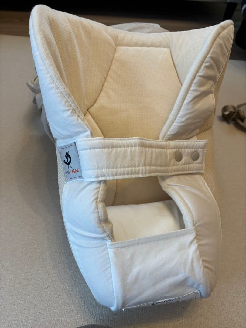 抱っこ紐　ミキハウス×ポグネー　ベビーキャリアインサート　ヒップシート