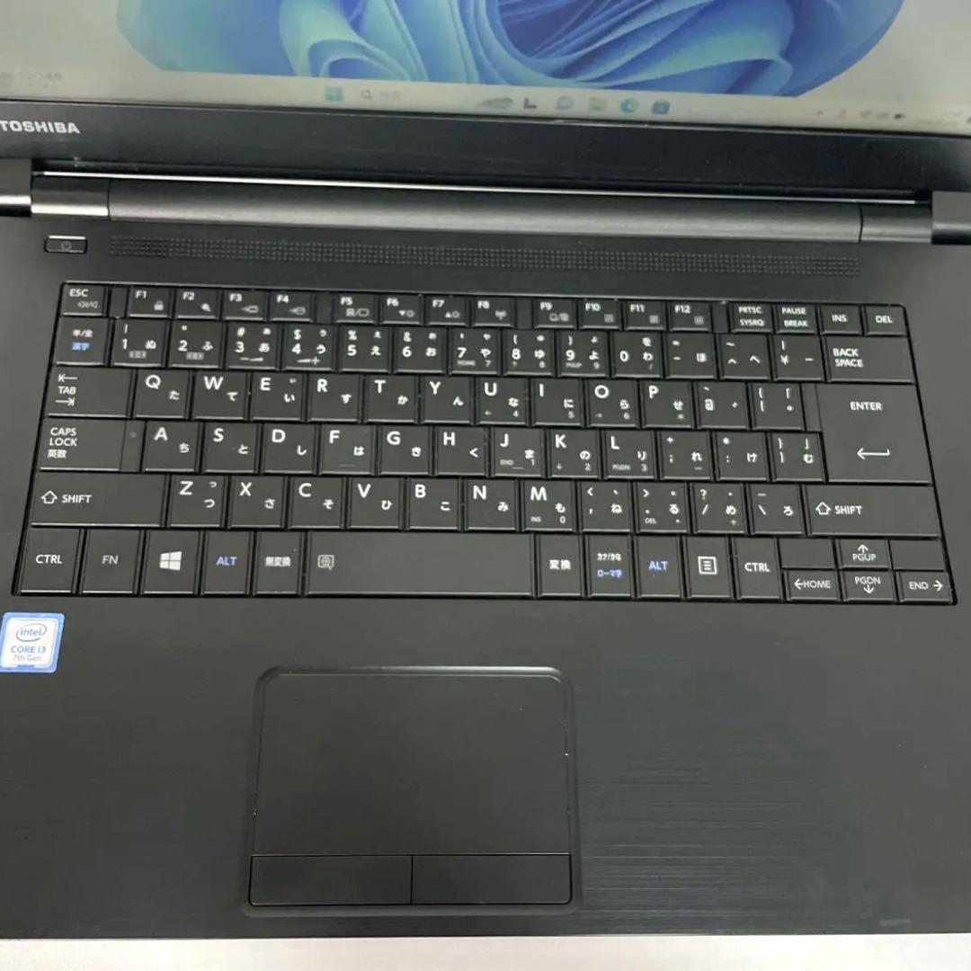 TOSHIBA dynabook B65DN SSD256GB メモリ16GB