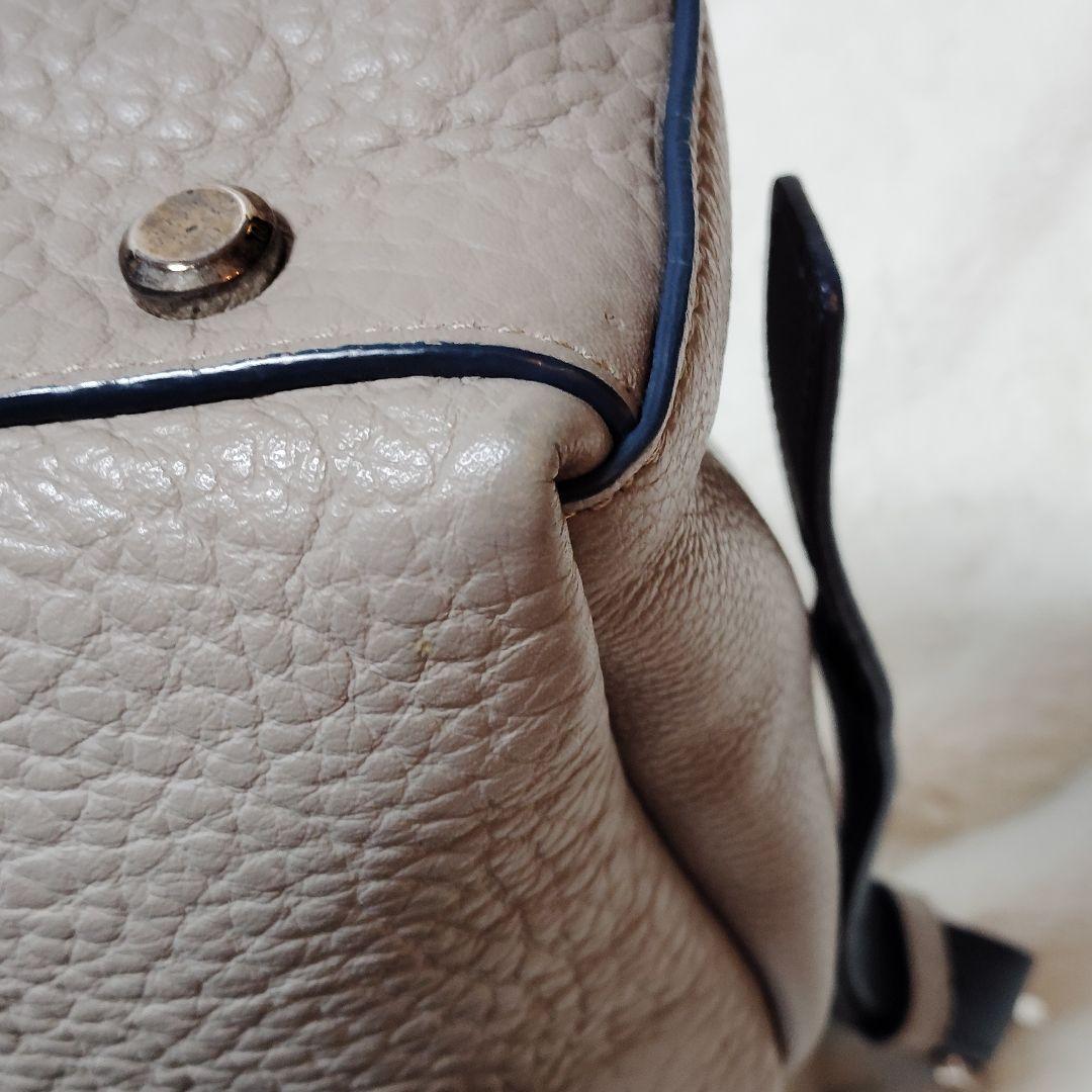 【売約済み】 フルラ ジョーヴェ メッセンジャーバッグ シボ革 A4可 大容量