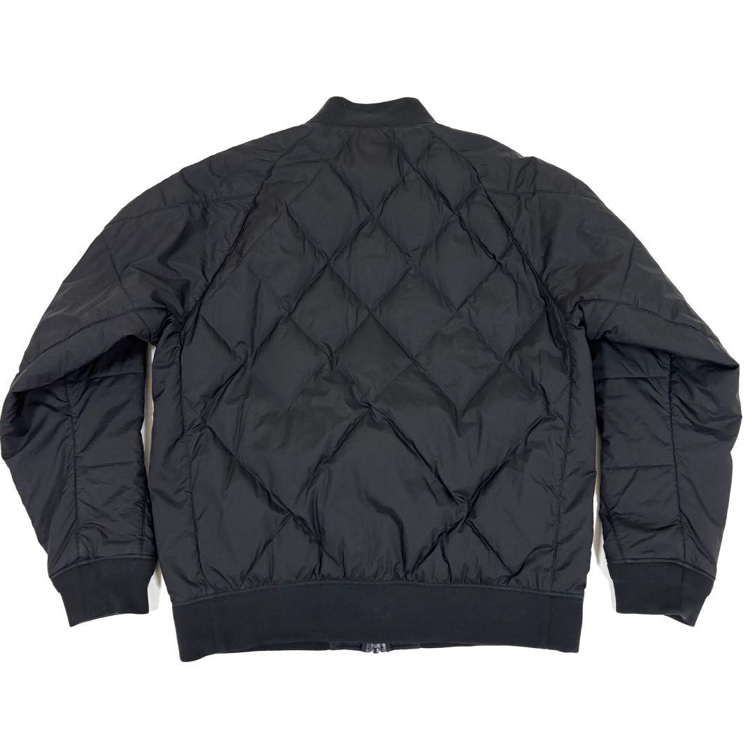 ユニクロ × ホワイトマウンテニアリング　リサイクルハイブリッドダウンジャケット