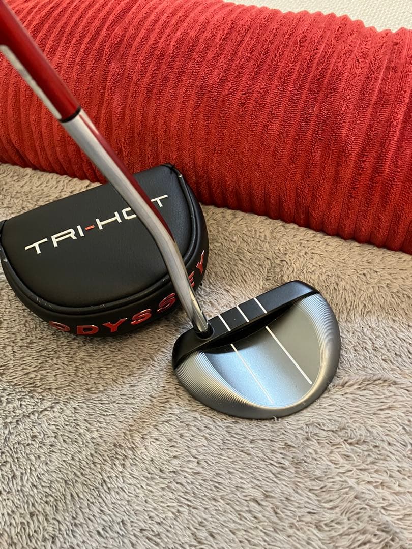 ODYSSEY TRI-HOT 5Kロッシーパター ヘッドカバー付き