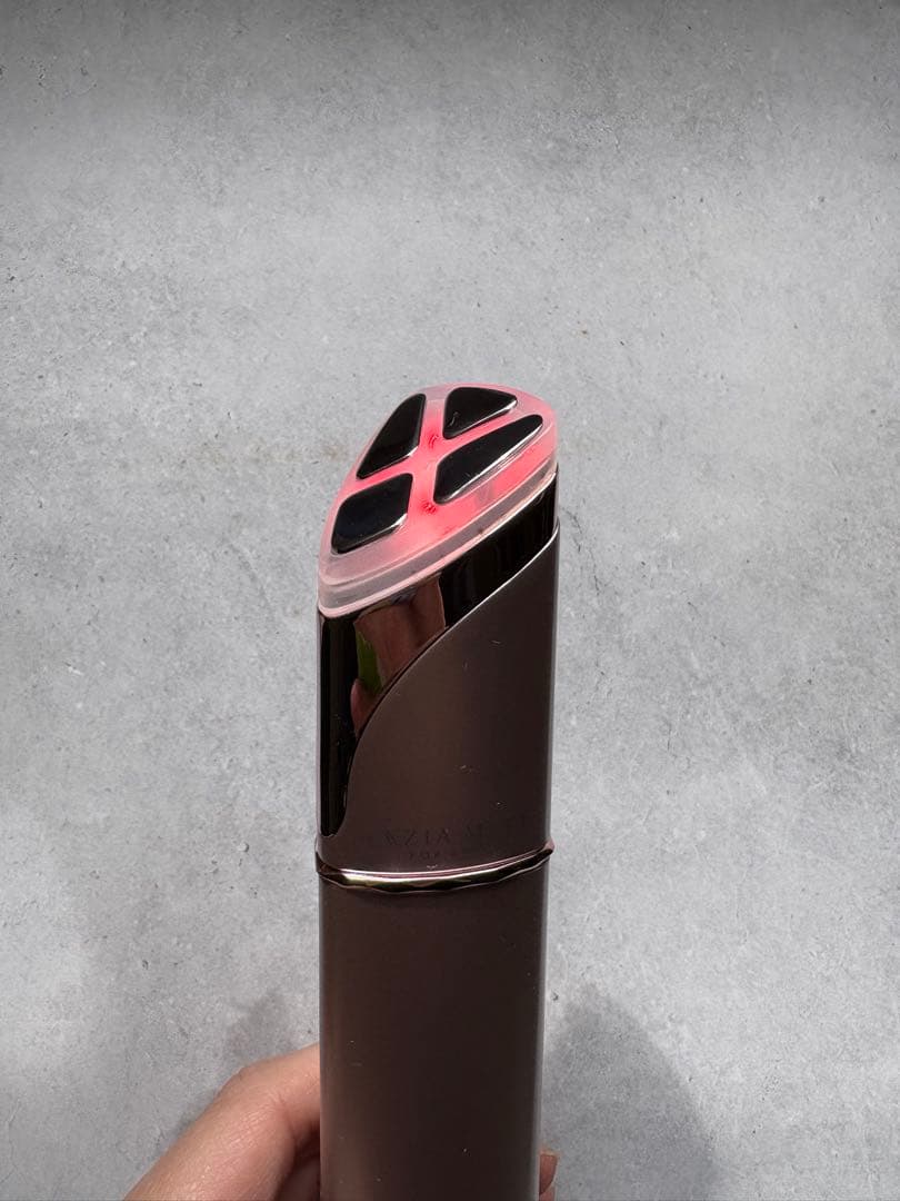 Axxzia アクシージアメイト　フォーアイズ