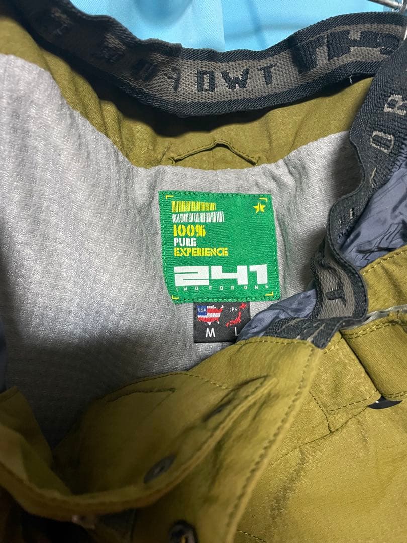 RIDE スノーボード カラフルドット柄 Fluxビンディング付き、ウェアセット