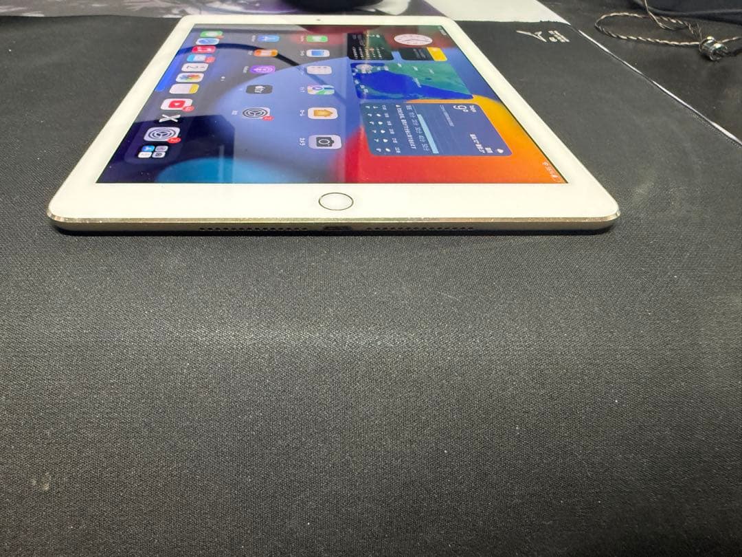 Apple iPad air2本体　32GB