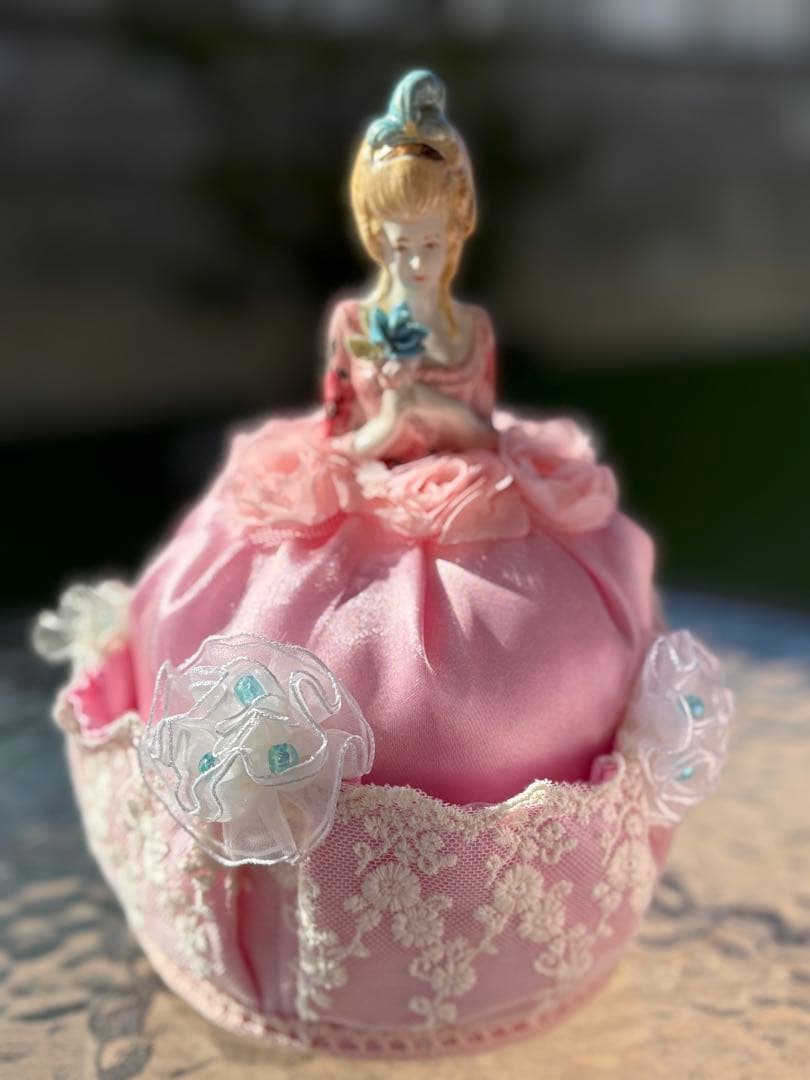 マリーさま小物入れ