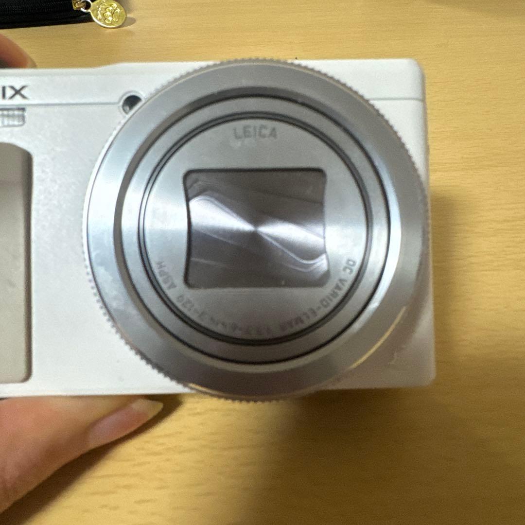 Lumix デジタルカメラ ホワイト