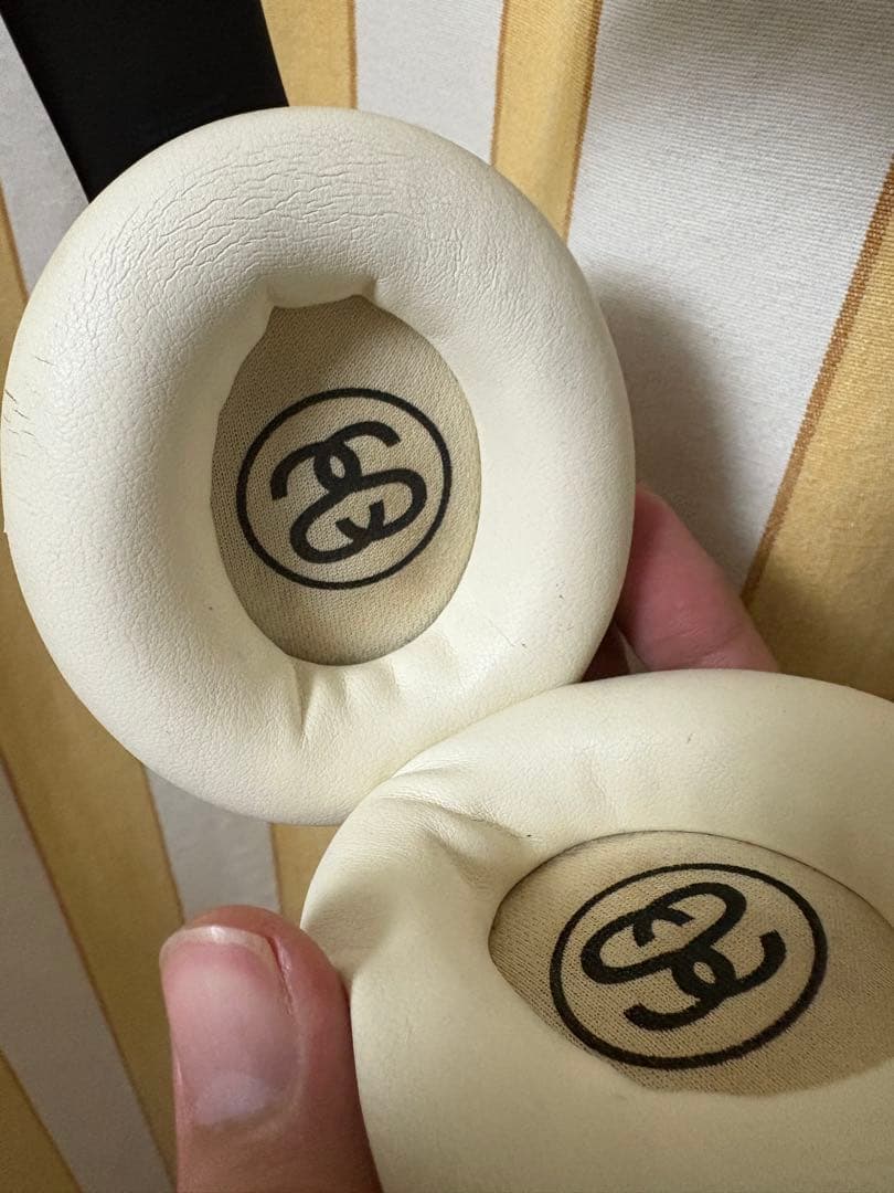 stussy×beatsヘッドフォン