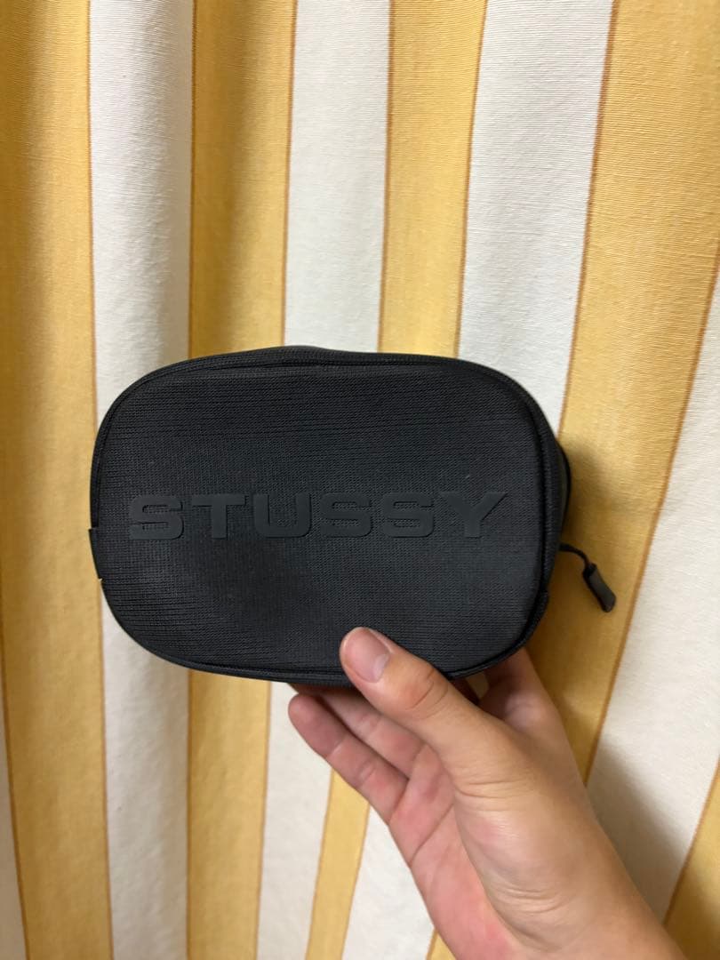 stussy×beatsヘッドフォン
