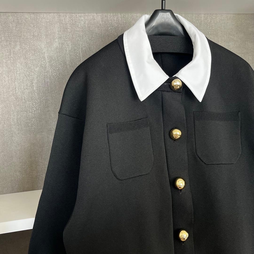 アダムエロペ　シャツ襟付きカーディガン　ブラック　金ボタン　長袖　クルーネック黒