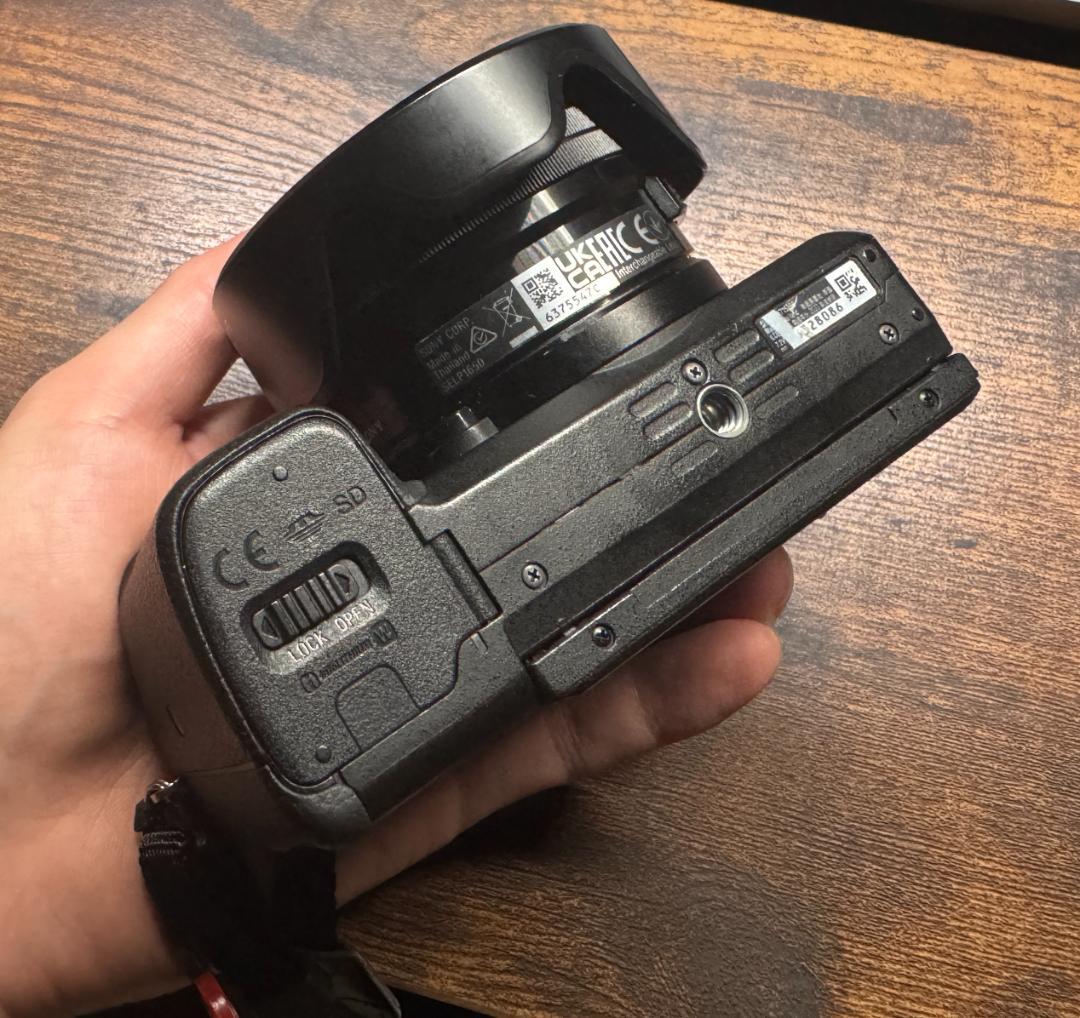 SONY α6400 ミラーレス一眼カメラ 16-50mm 多言語版セット