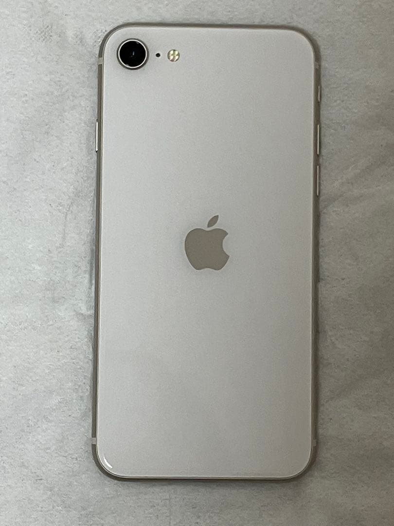 iPhone SE3 第3世代　64GB スターライト