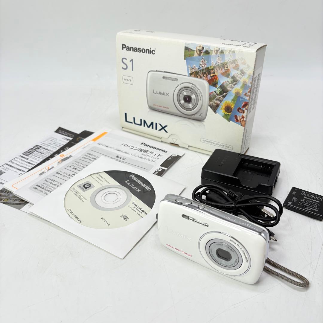 【美品】 パナソニック コンパクトデジタルカメラLUMIX DMC-S1