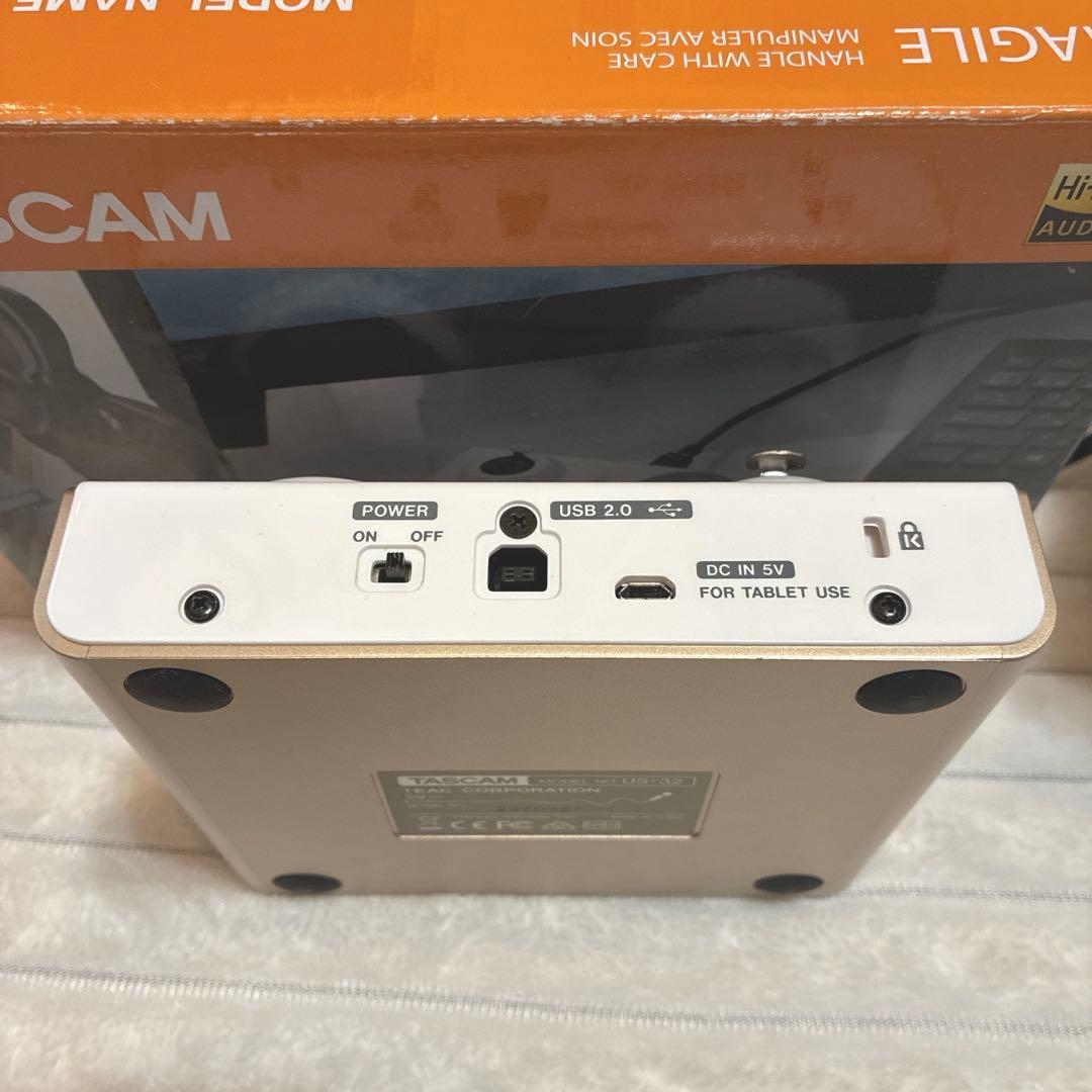 【美品】 ミキサー 配信 TASCAM タスカム スマホ配信セット マイク 配線