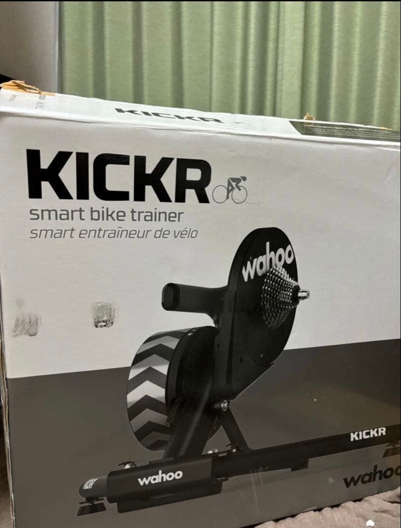 【おまけ有】wahoo kickr スマートトレーナー　v4
