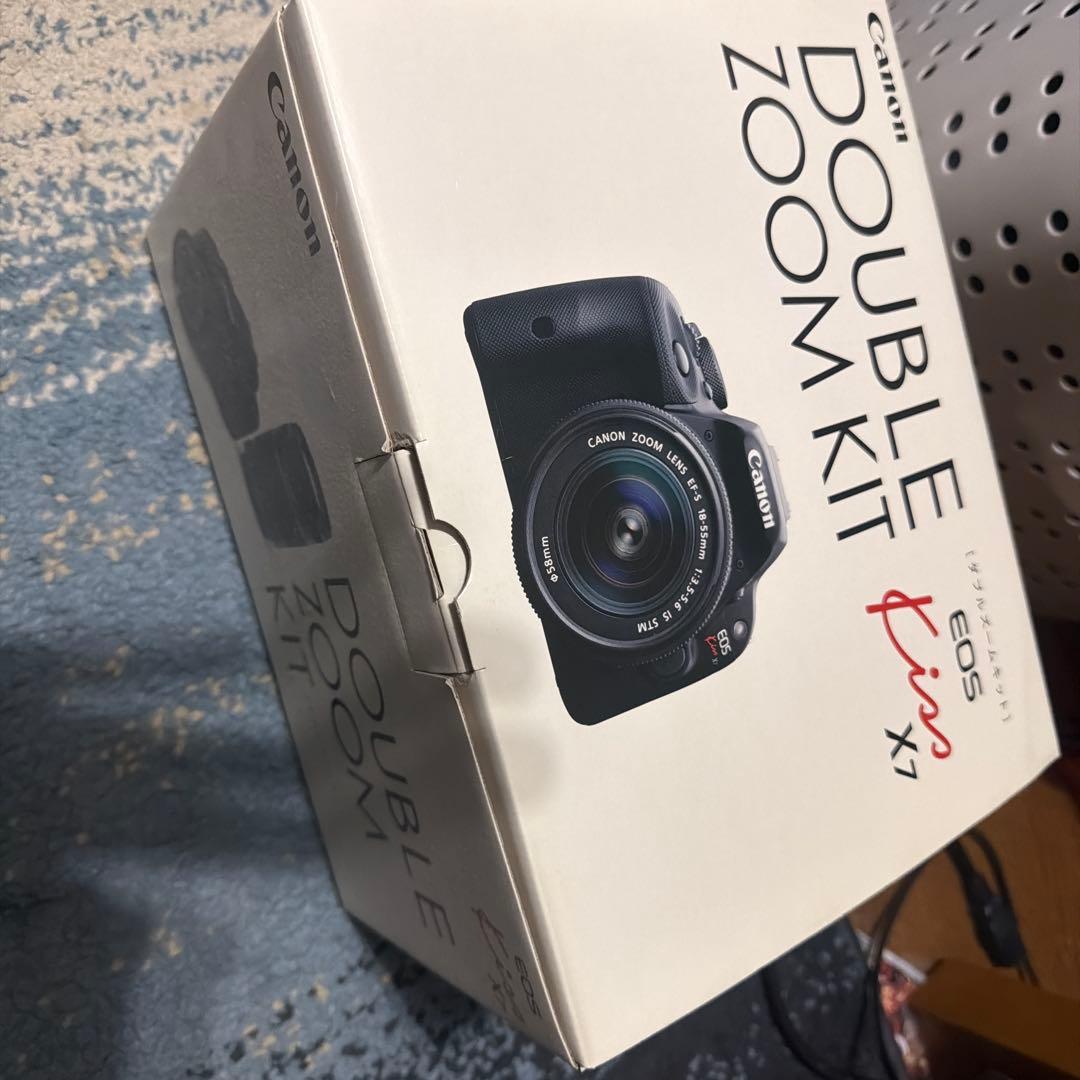【おまけ付き】EOS kiss x7 ダブルズームキット