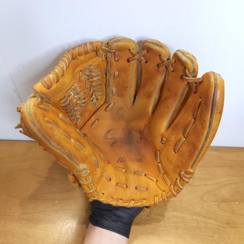 ミズノ 井端和弘モデル グローバルエリート 限定 シリーズ 内野用 軟式グローブ