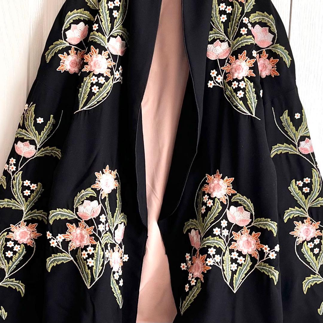 ★ゆったり★ ザラ　ZARAtrf ガウン ジャケット　刺繍　XL〜2XL相当