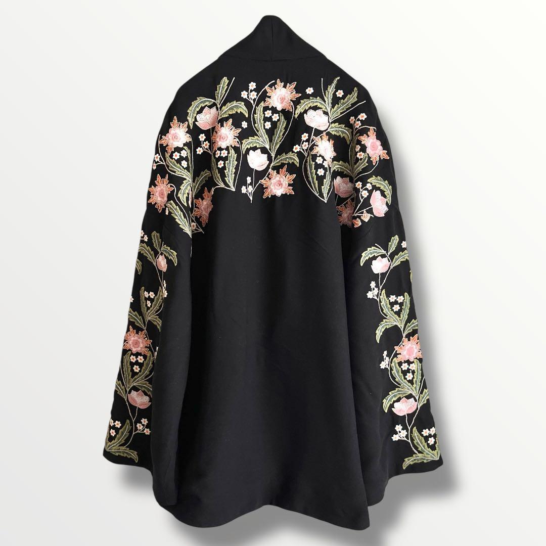 ★ゆったり★ ザラ　ZARAtrf ガウン ジャケット　刺繍　XL〜2XL相当