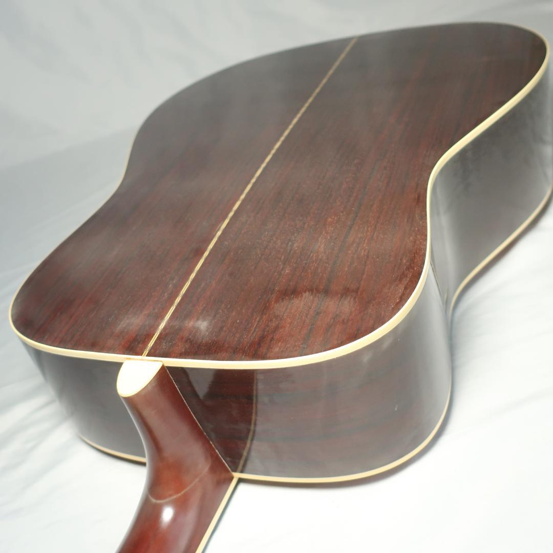 YAMAHA FG-300D アコースティックギター 頑丈なハードケース付