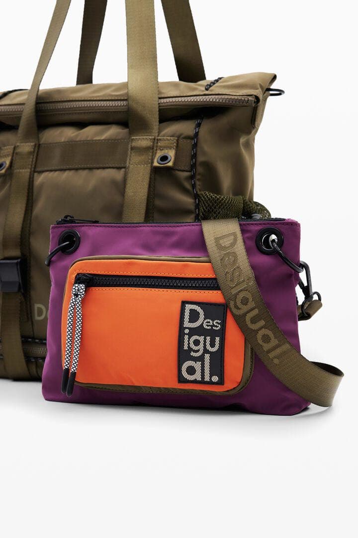 Desigual デジグアル　大型マルチポジションVOYAGERバックパック