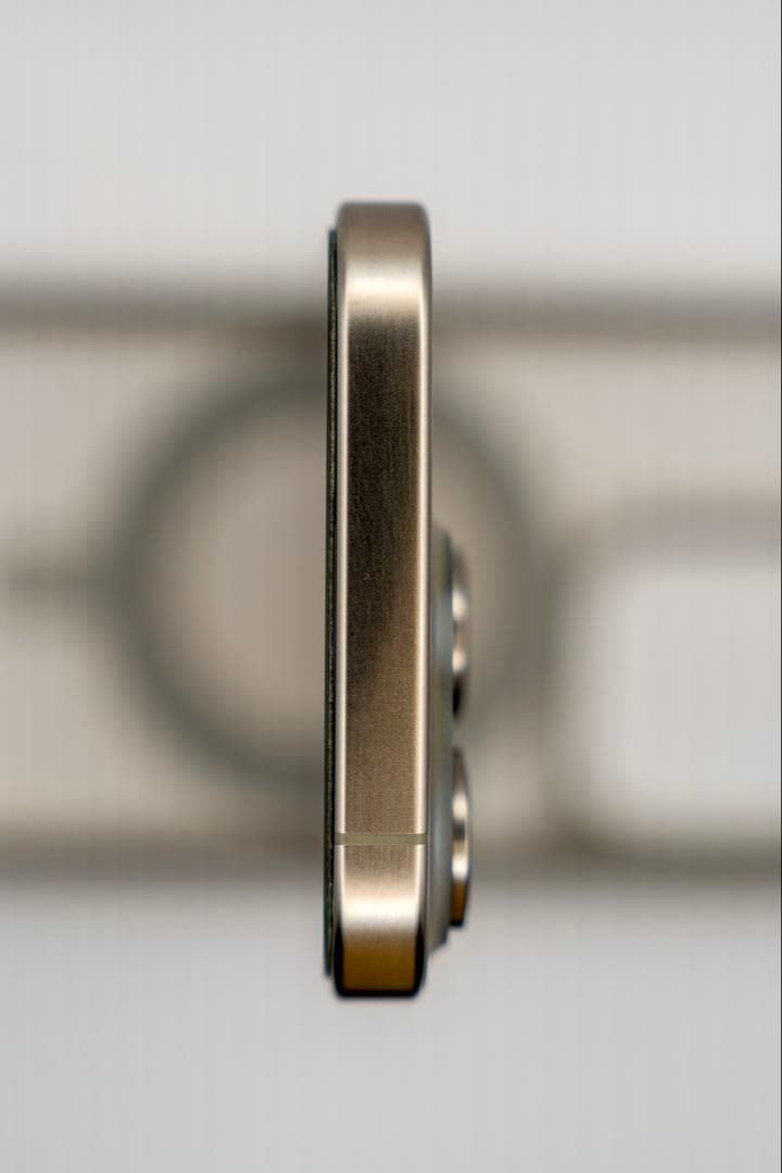 Apple iPhone 15 Pro ナチュラルチタニウム 128GB+付属品