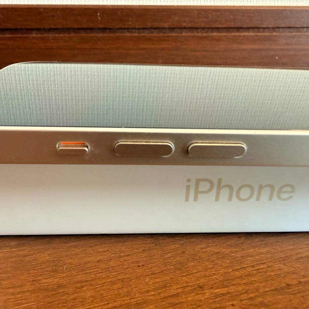 ◆iPhone14◆スターライト 128GB SIMフリー 未使用純正コード付き
