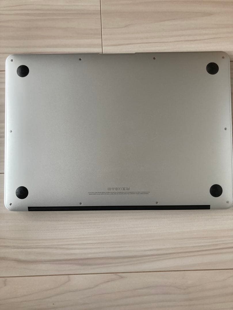 MacBook Air 13インチ 2013年モデル 動作確認済み　充電器付き