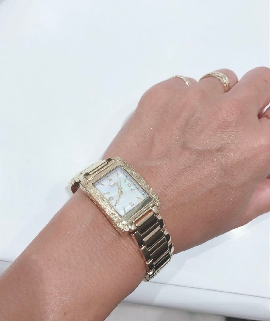 ハワイアンジュエリーMaxi 腕時計 SV/GD スクエアウォッチ 電池交換済み