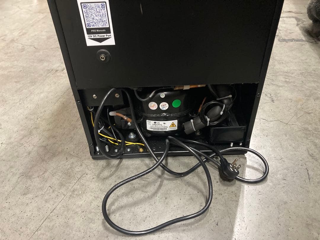 2)STEAKAGER ステーキ　肉熟成器 業務用 ブラック　PRO60