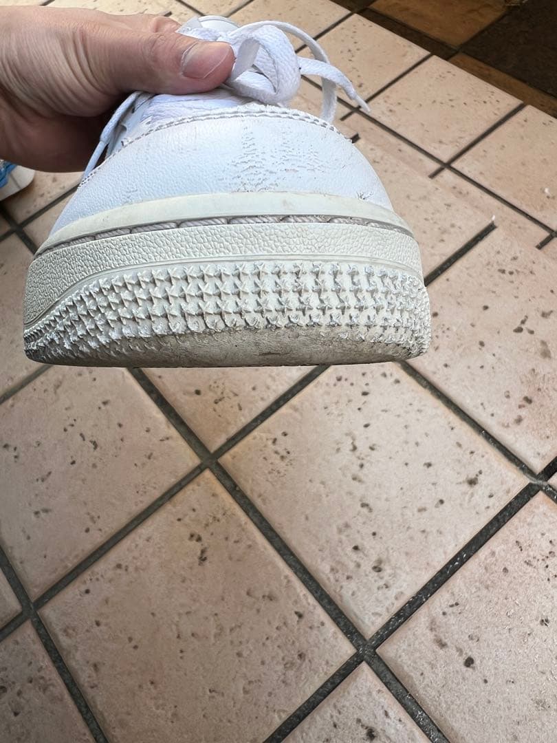 Supreme Nike Air Force 1 ホワイト シュプフォース1