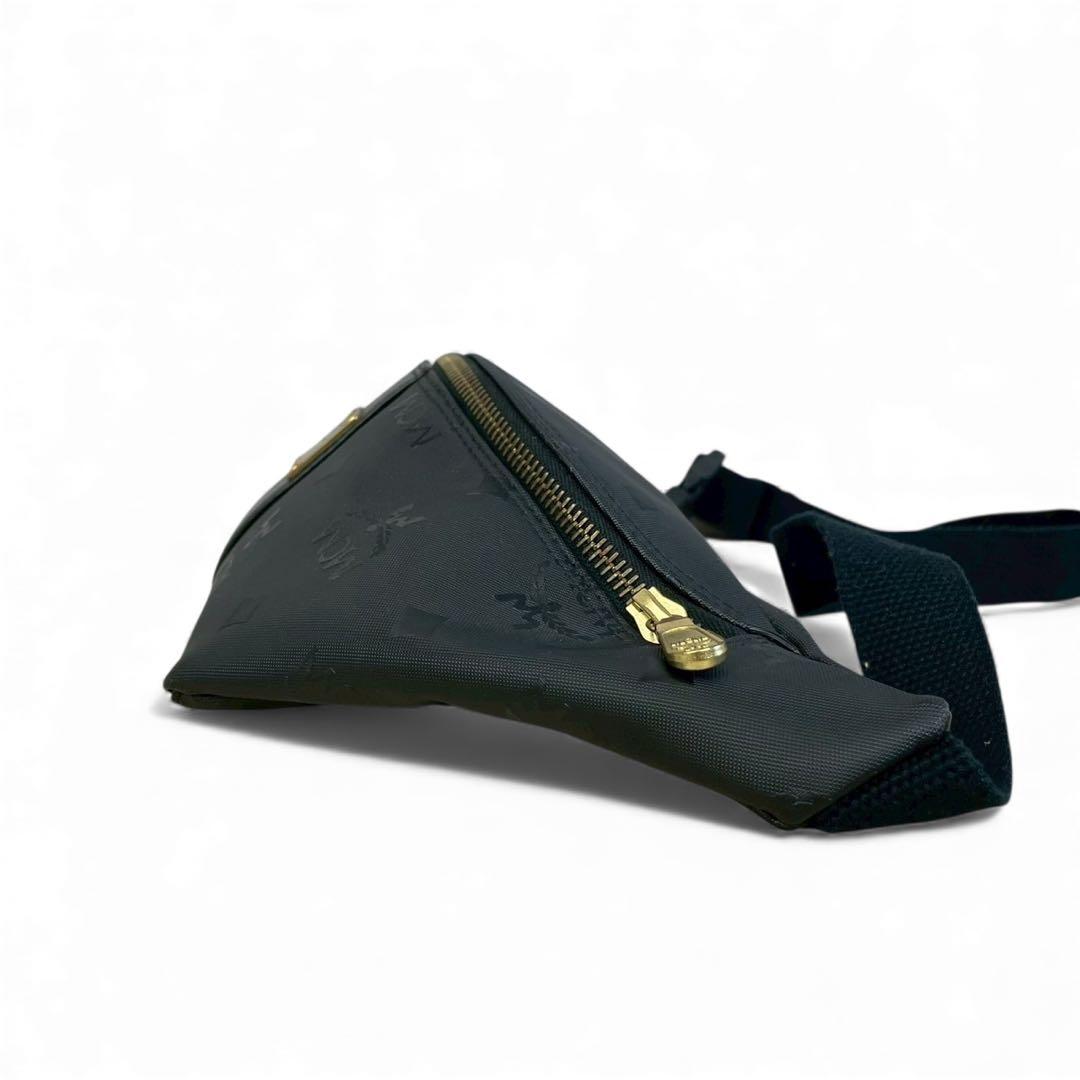 美品　MCM ボディバッグ　ヴィセトス柄　モノグラム　ブラック　ウエストバッグ