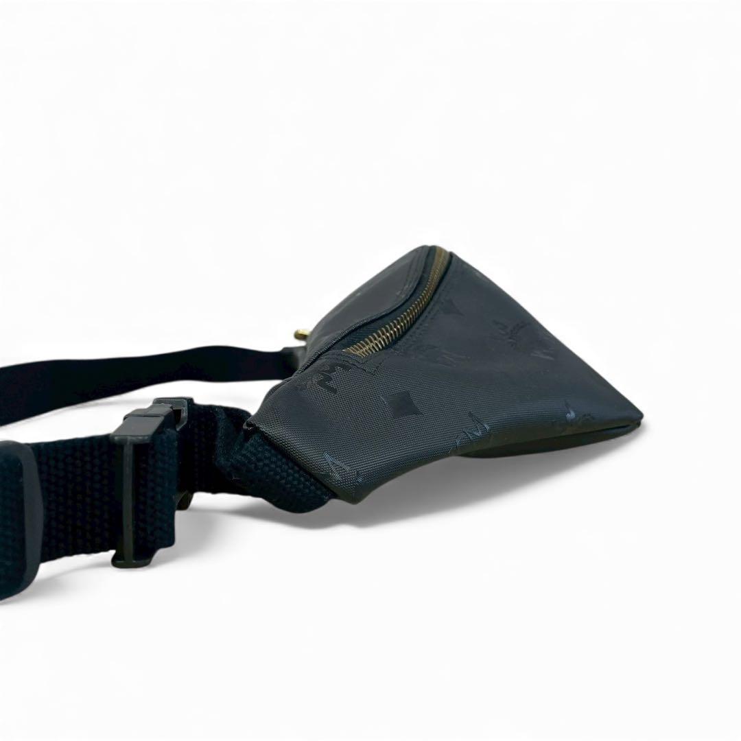 美品　MCM ボディバッグ　ヴィセトス柄　モノグラム　ブラック　ウエストバッグ